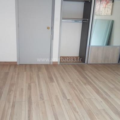 Pose du parquet flottant à fréjus